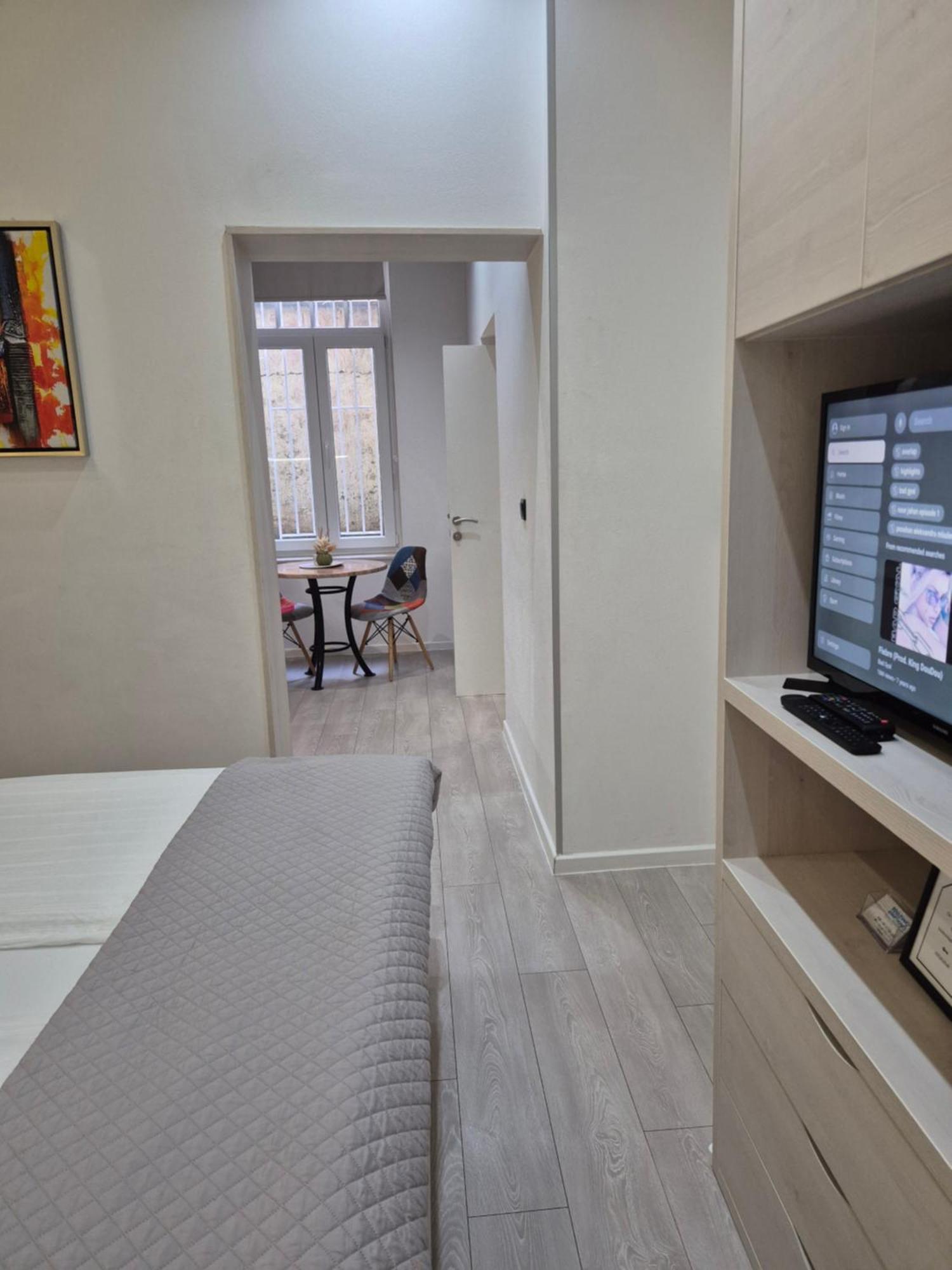 Boulevard Apartments SJJ Esterno foto