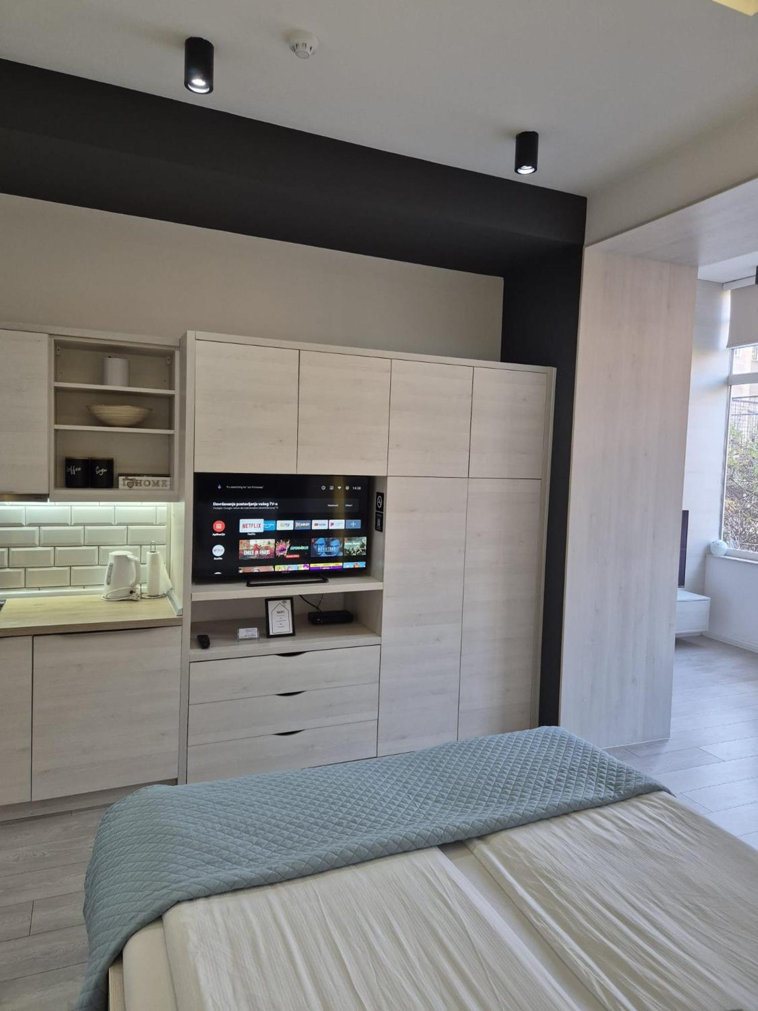 Boulevard Apartments SJJ Esterno foto